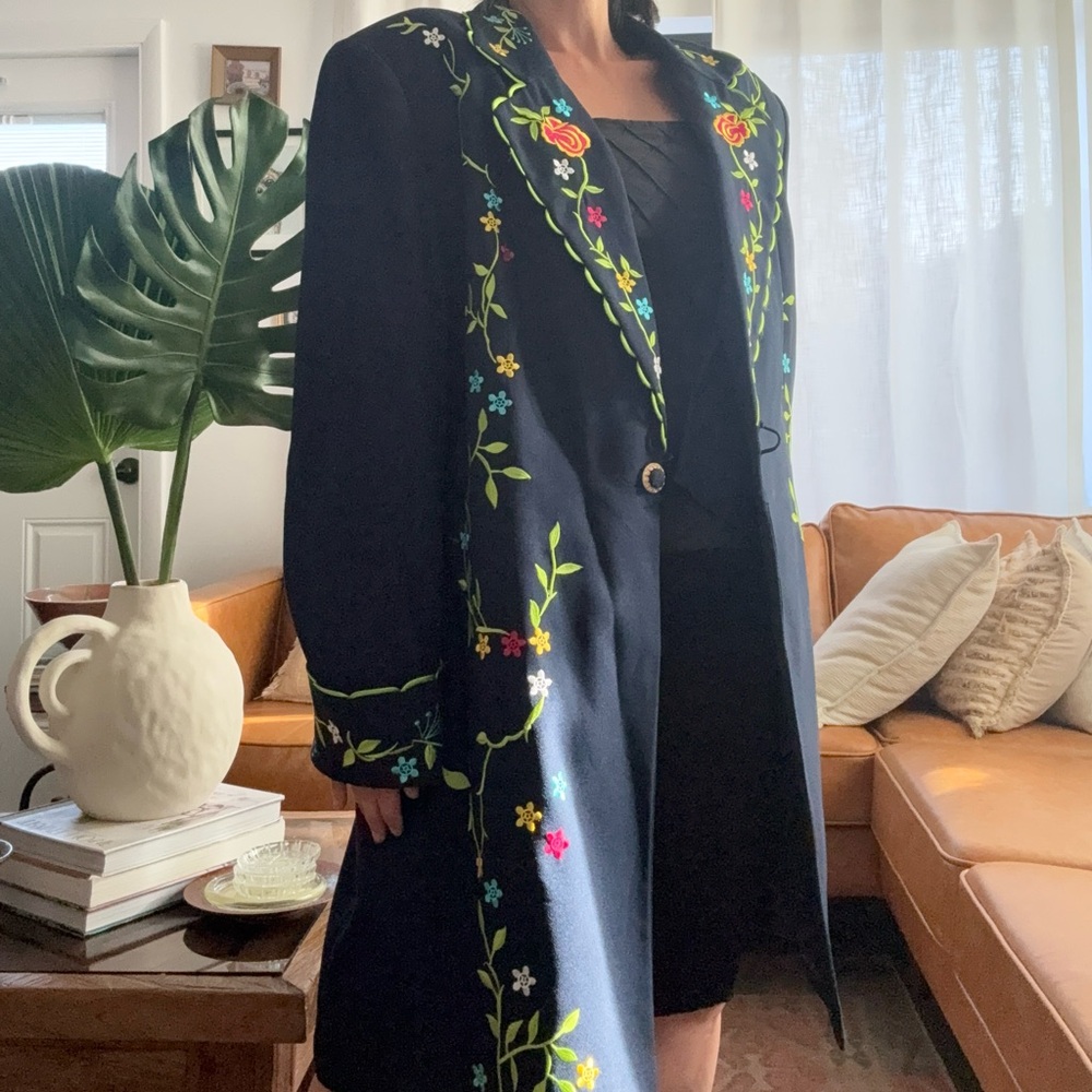 Vintage Embroidered Colorful Floral Navy Coat - Womens Jacket - Picture 5 of 7